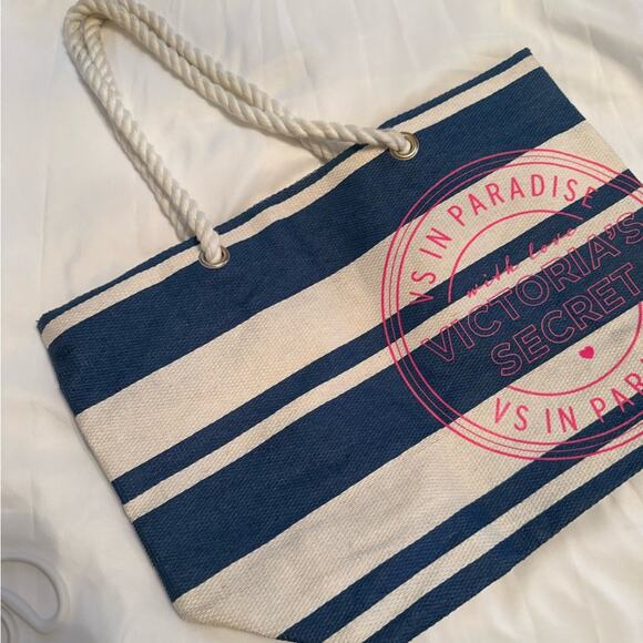 VICTORIA'S SECRET SUMMER POOLSIDE TOTE *BRAND NEW! - Picture 3 of 8
